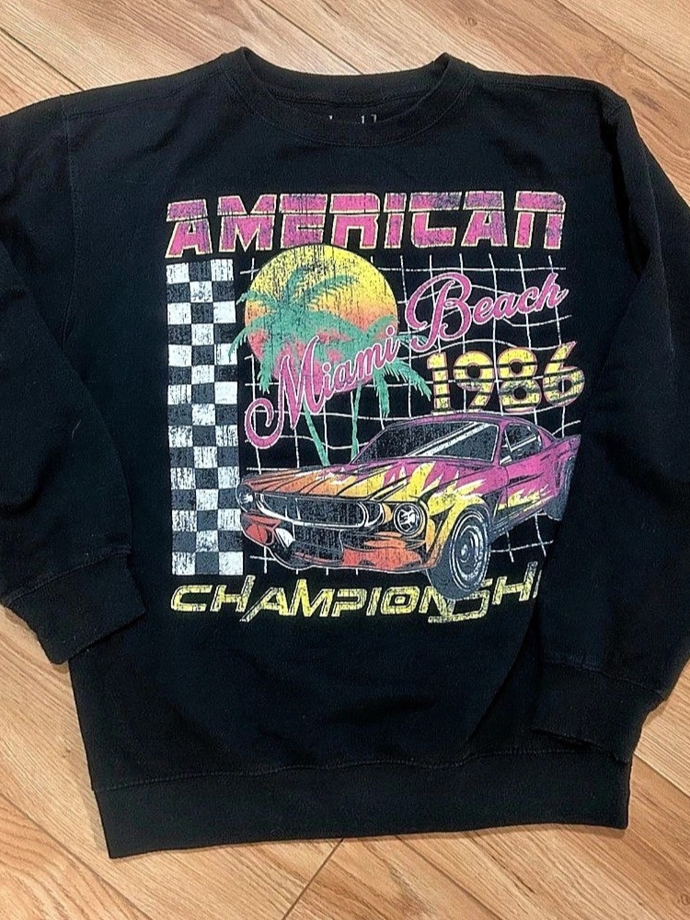 Miami Beach Graphic Crewneck Sweatshirt Size Medium